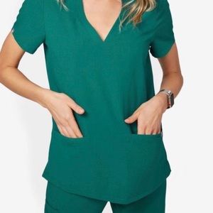 ❌SOLD❌FIGs Scrub top